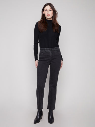 The five-pocket design enhances the practicality of these stylish charcoal jeans by Charlie B.