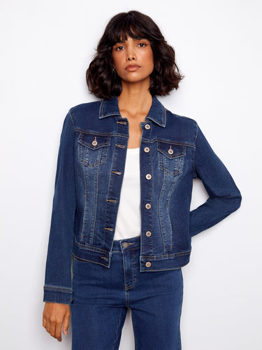 This denim jacket features a classic shirt collar, adding a timeless touch to your wardrobe. Made with stretch denim by Charlie B.