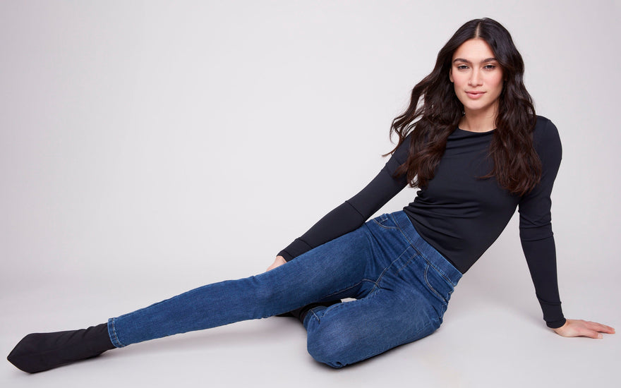 Women wearing skinny pull-on pants
