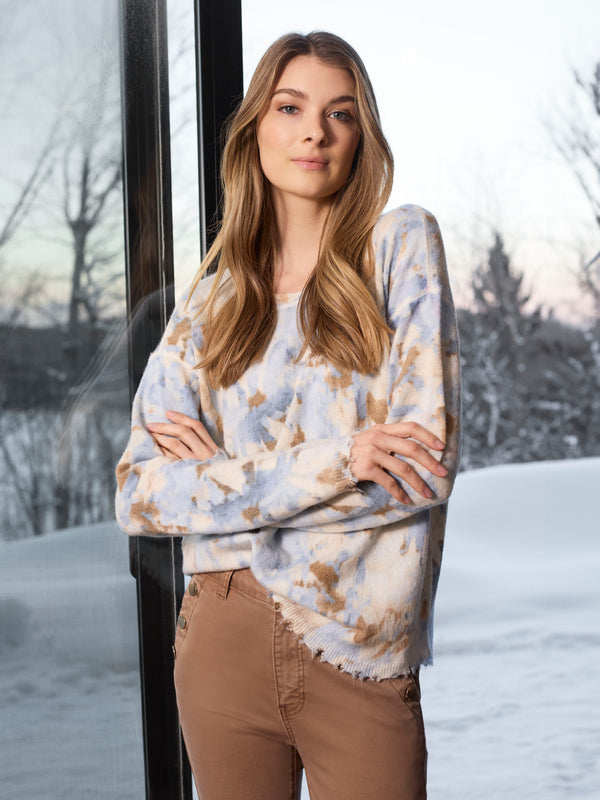 Reversible Printed Plush Sweater With Frayed Edges - Vapor