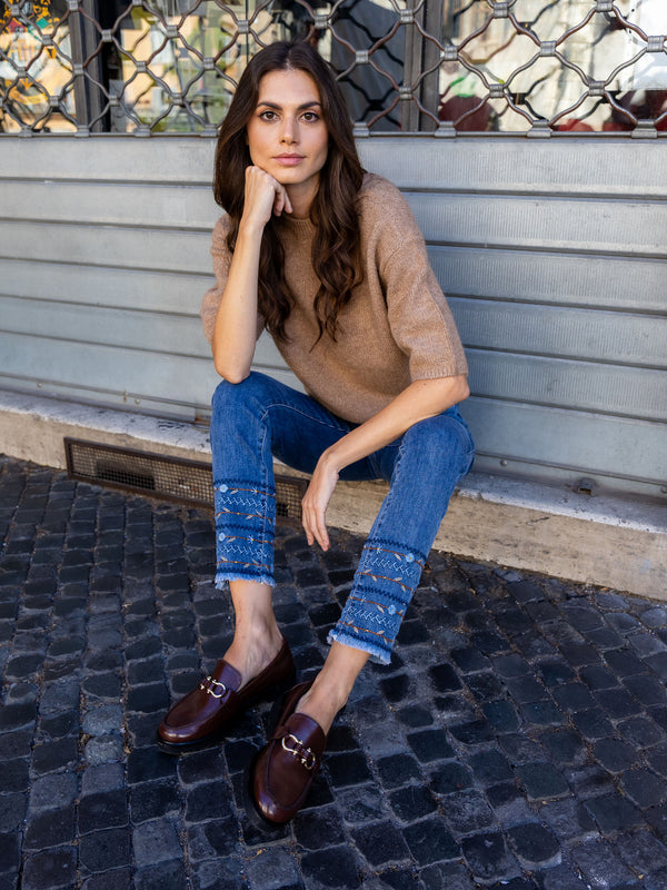 Jeans avec ourlet brodé - Bleu Moyen
