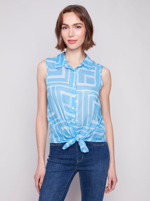 Sleeveless design perfect for warm weather by Charlie B.