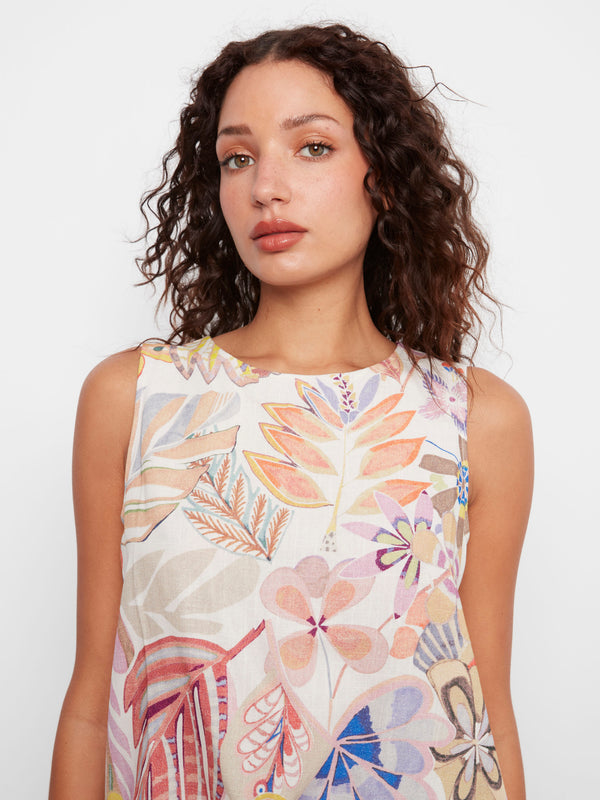 Versatile top with drawcord hem and eye-catching Maui print, perfect for everyday style by Charlie B.