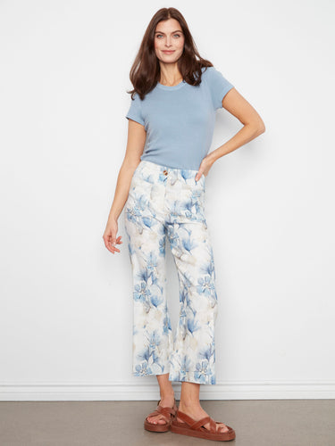 These cropped length trousers are ideal for showcasing your favorite footwear while staying trendy. Created thoughtfully by Charlie B.