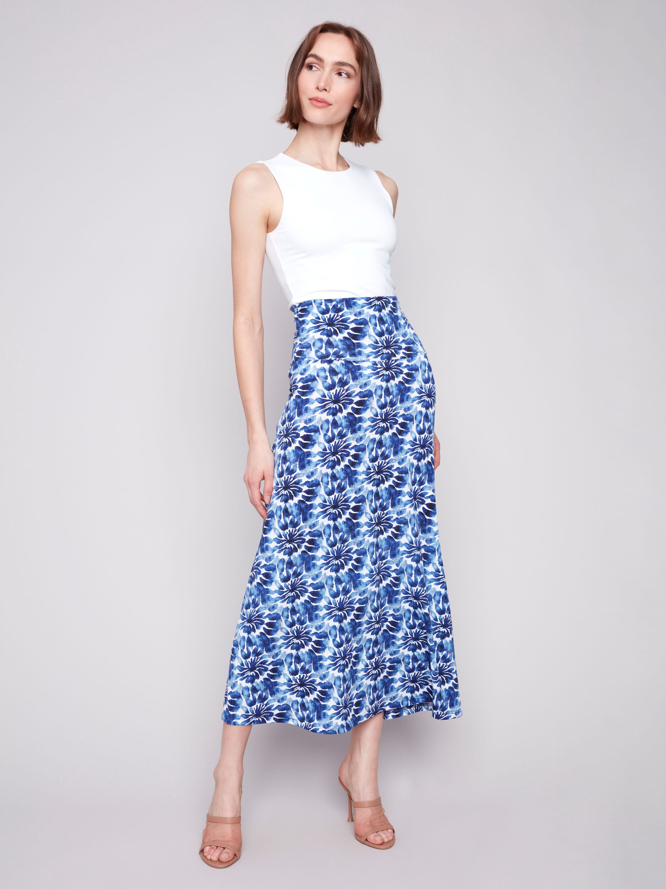 Removable straps for adaptable style by Charlie B.