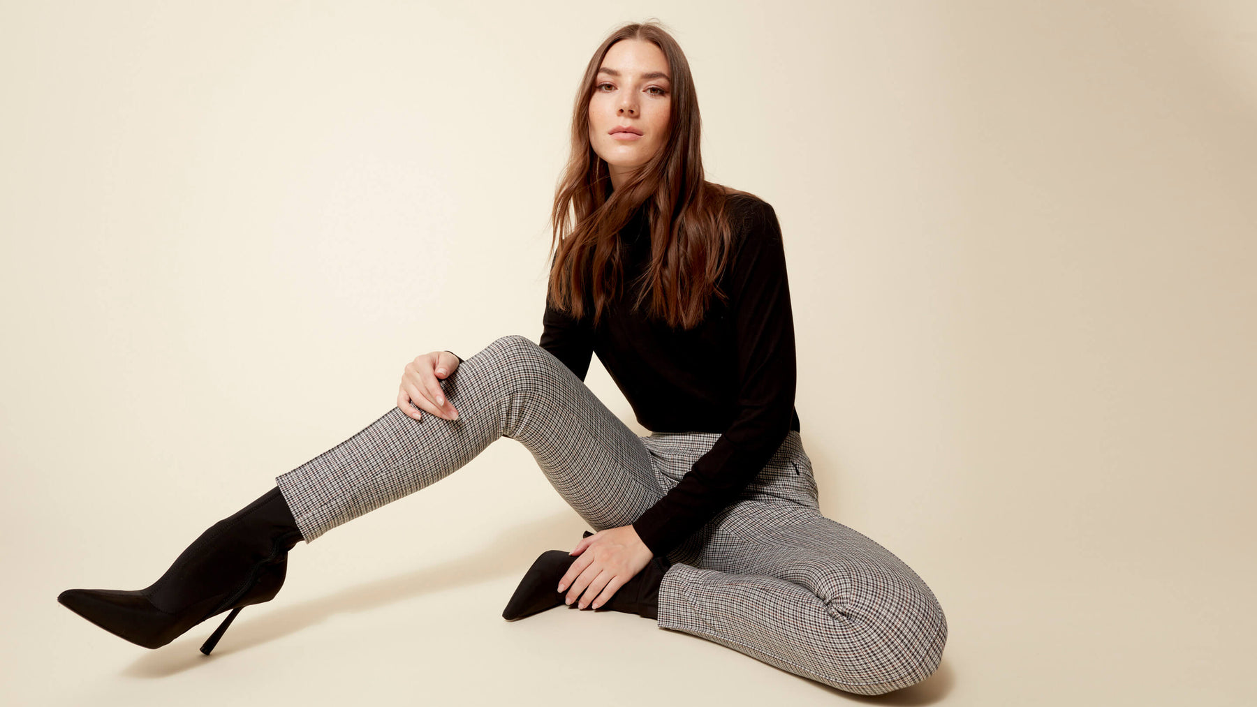 Women's Workwear Editorial - Cinnamon Smooth Stretch Plaid Pull-On Pants - Charlie B Collection Canada