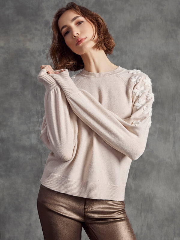 Crew Neck Sweater With Embroidered Flowers - Heather Oat