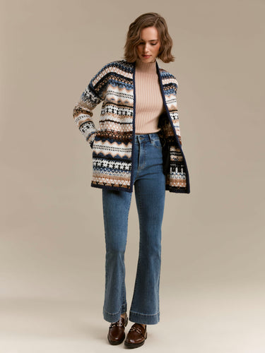 Perfectly combining fashion with practicality, the open front design of this cardigan makes it a versatile choice by Charlie B.