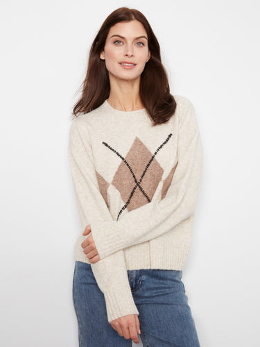 Long sleeves provide warmth and comfort, making it perfect for cooler days by Charlie B.