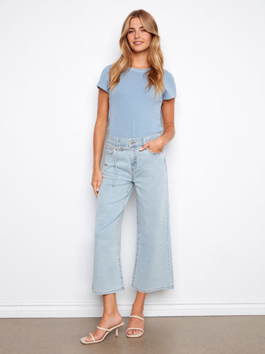 Designed with a regular rise, these jeans ensure comfort and a flattering silhouette by Charlie B.