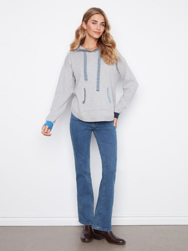 Designed with contrast details on the cuffs, this gray hoodie adds an eye-catching element to your wardrobe essentials by Charlie B.