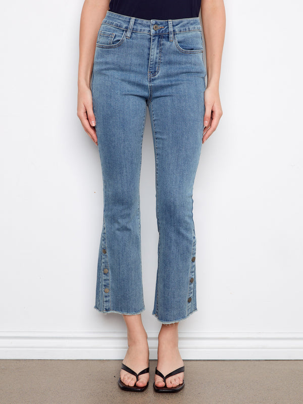 These blue jeans feature a regular rise with stretch denim for comfort and style, complete with side snaps by Charlie B.