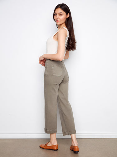 Made from stretch twill fabric, these pants ensure comfort and flexibility throughout the day for effortless style by Charlie B.