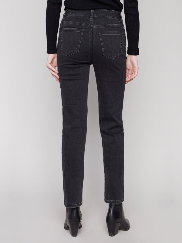 These charcoal jeans feature a classic five-pocket design for both functionality and fashion-forward appeal by Charlie B.