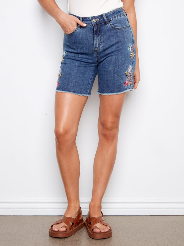 Short en denim extensible à broderie - Bleu Moyen