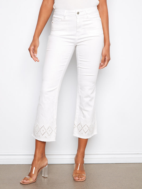 With a regular rise, these pants ensure comfort and classic style in every wear. A timeless piece designed thoughtfully by Charlie B.