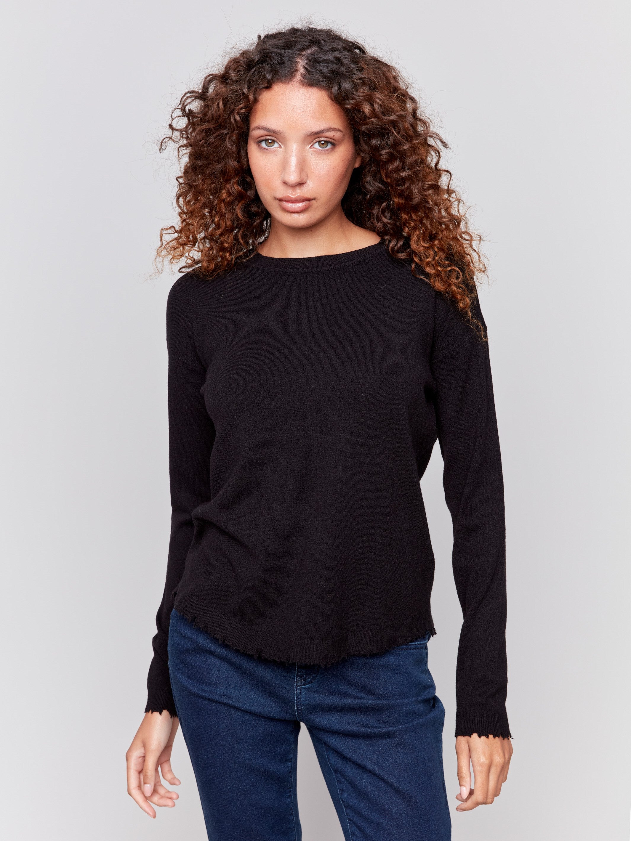 Frayed Edge Round Hem Sweater Black