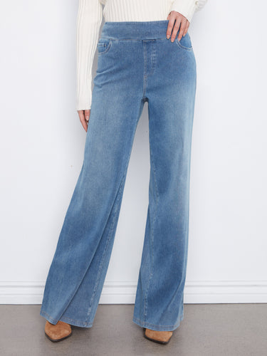These full-length wide-leg jeans in medium blue offer a chic look with their regular rise style by Charlie B.