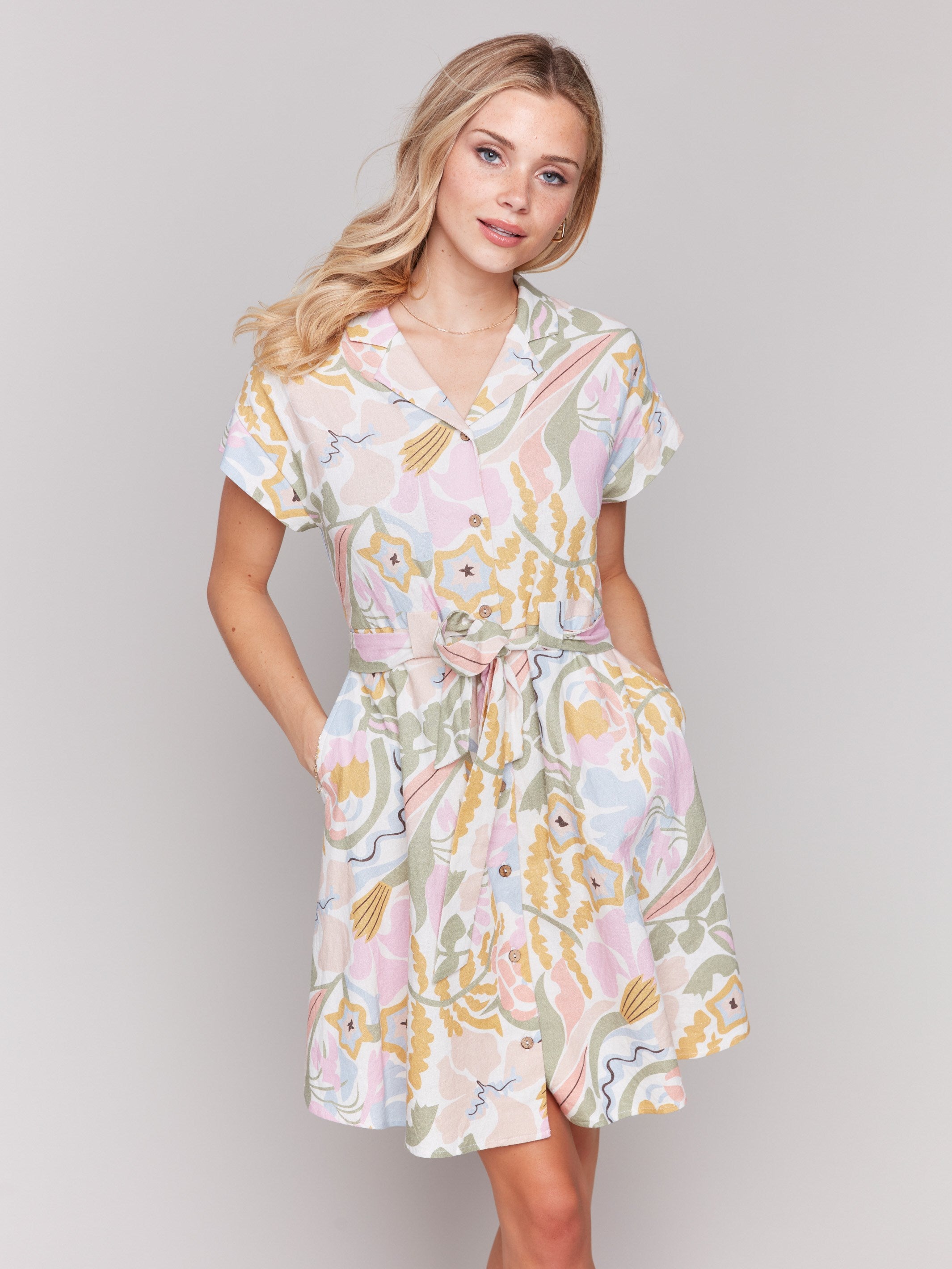 Collar neckline dress with short sleeves in a pastel print by Charlie B.