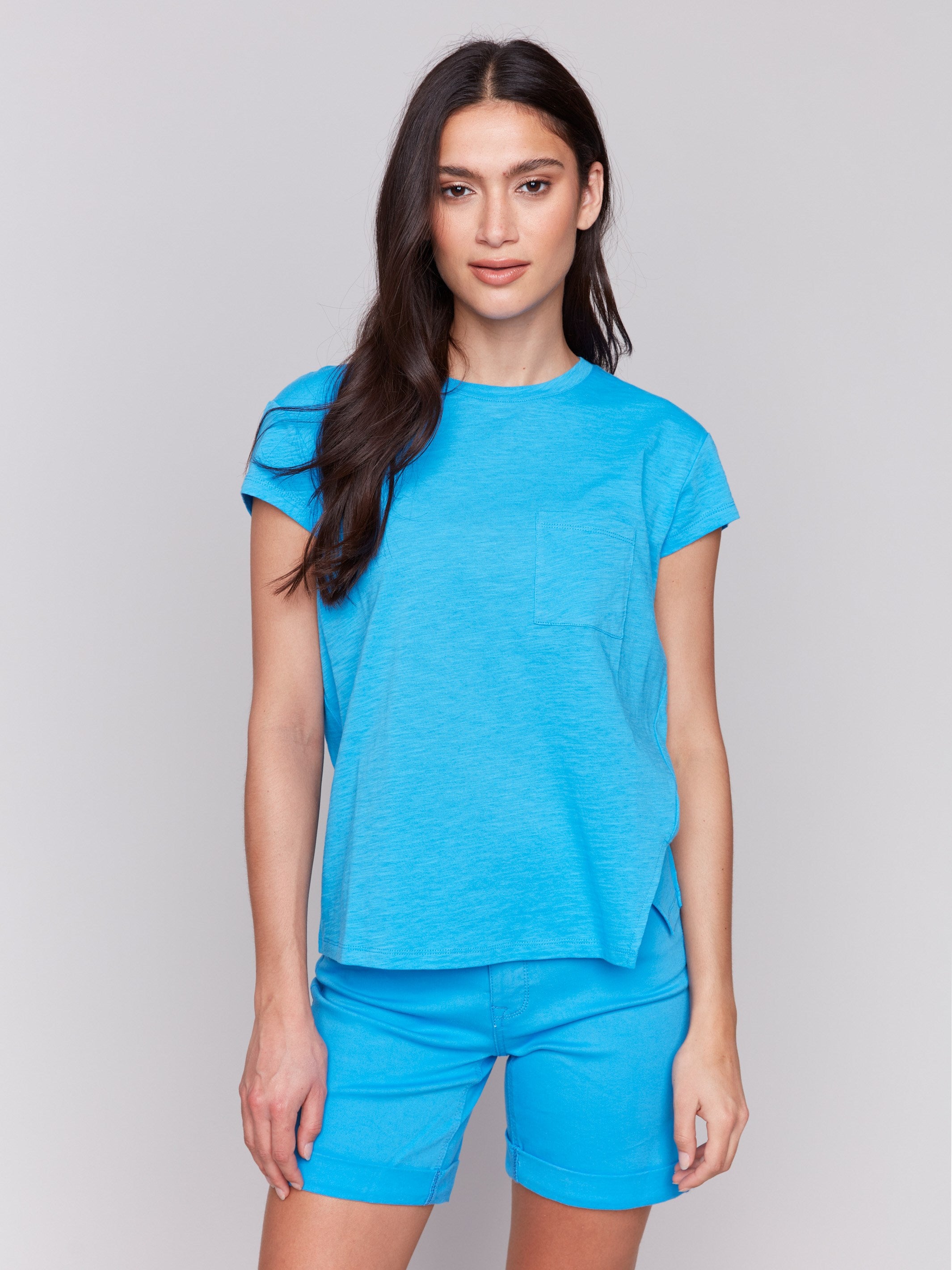 Lagoon-colored tee with a crew neckline, perfect for casual outings by Charlie B.