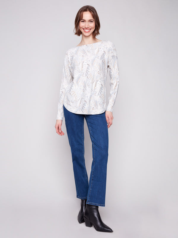 Chic and comfortable, this sweater with practical side pockets is ideal for everyday wear by Charlie B.