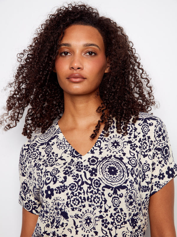 Printed Short Sleeve V-Neck T-Shirt - Baroque