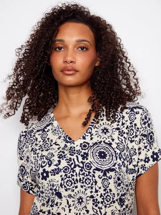 Printed Short Sleeve V-Neck T-Shirt - Baroque