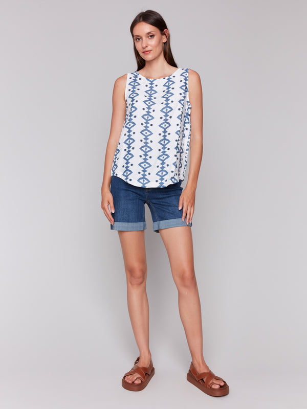 Distinctive geometric print on this stylish crew neckline top by Charlie B.