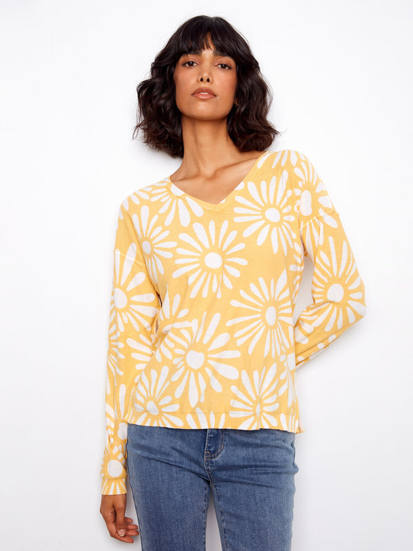 Enjoy the reversible printed design on this lovely sweater, making it versatile for different looks. Made with premium cotton by Charlie B.