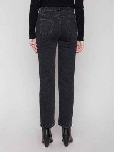 Designed with a regular rise, these charcoal jeans provide classic comfort and fit by Charlie B.