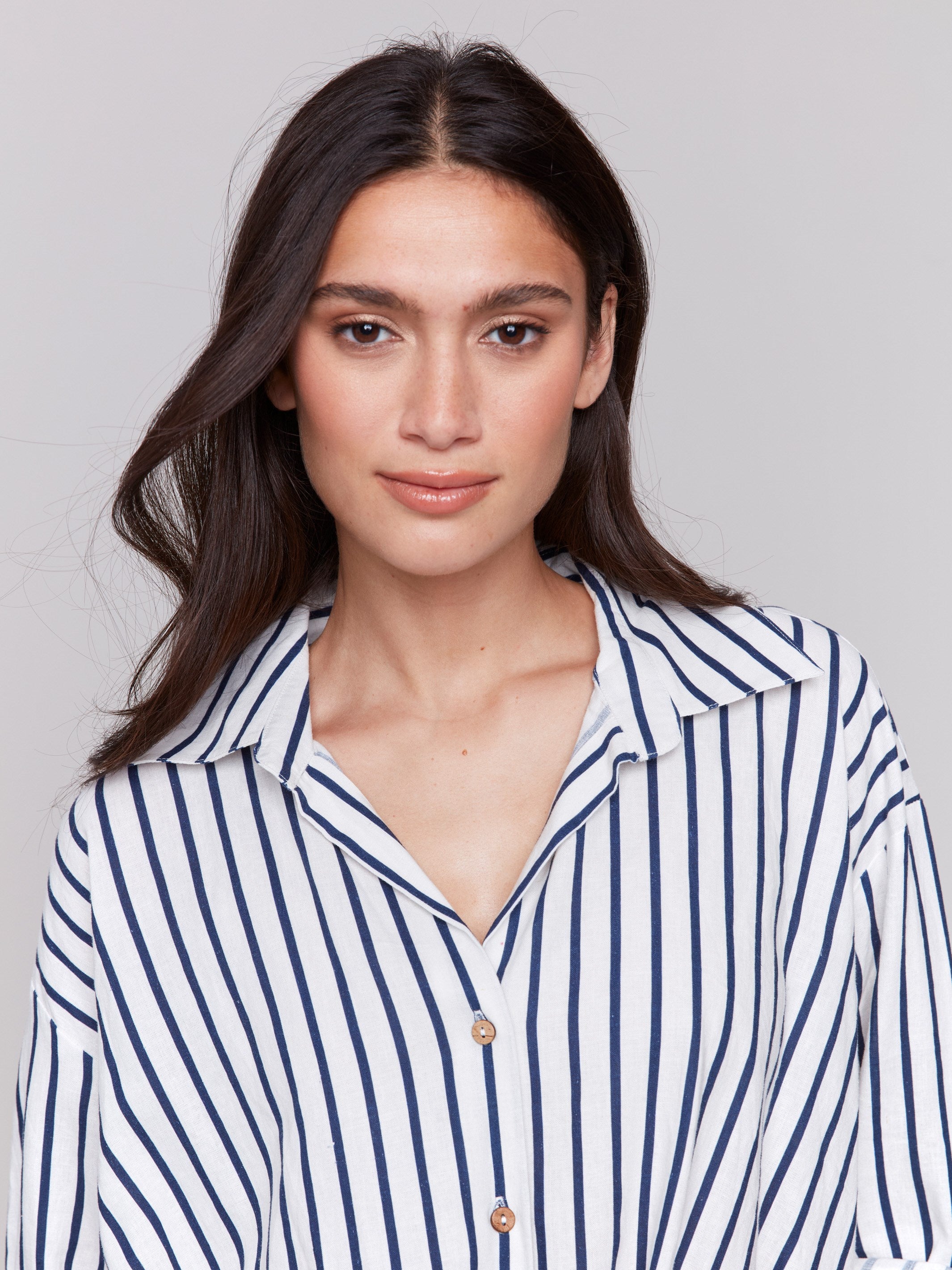 Classic striped pattern linen shirt by Charlie B.