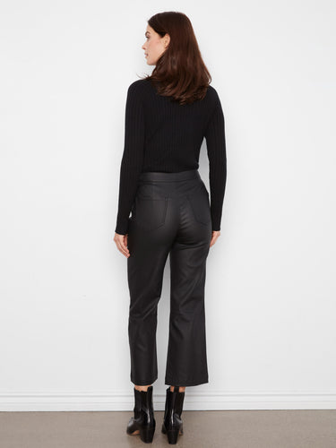 Made from stretch waxed twill, these pants ensure comfort and flexibility throughout the day by Charlie B.