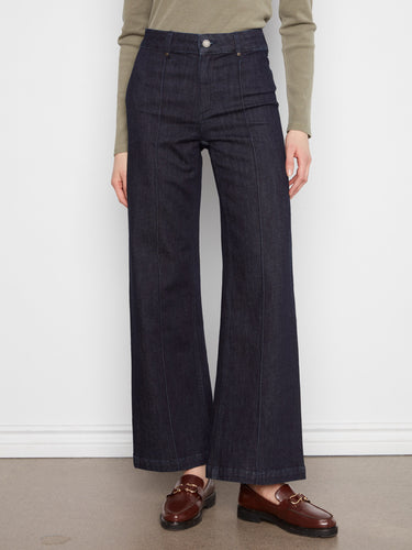 Showcasing full-length styling, these jeans offer a sleek and elongated look. Made with premium stretch denim by Charlie B.