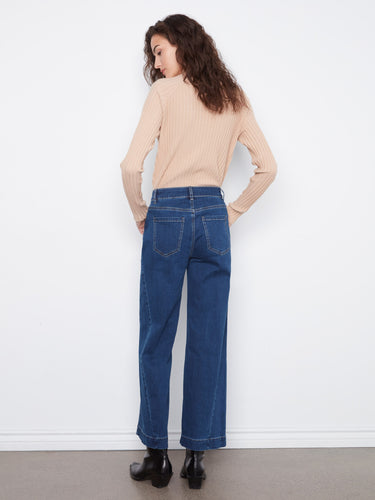 With side panel details, these jeans offer a unique style element that stands out. Fashioned expertly by Charlie B.