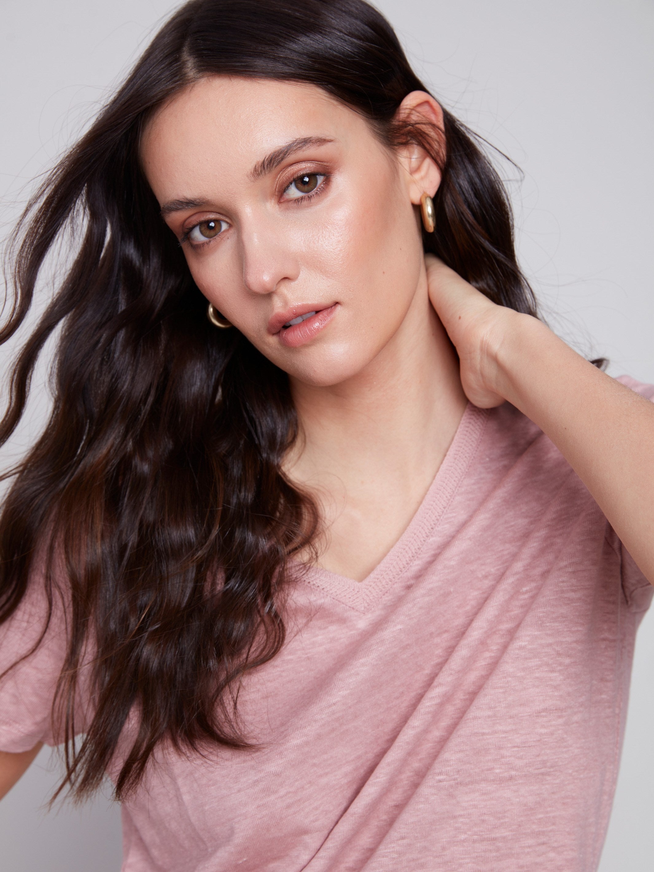 V-Neck Linen T-Shirt - Dusty Rose - Charlie B Collection Canada - Image 4